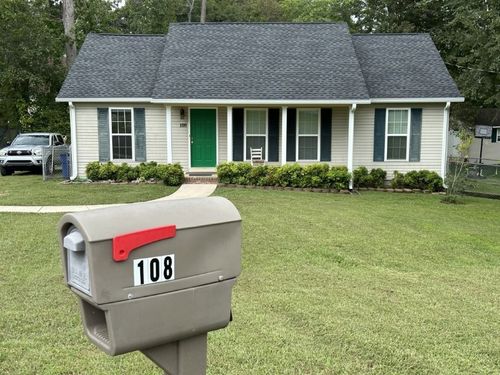 108 Roberts Rd, Shelbyville, TN, 37160-3792 | Card Image