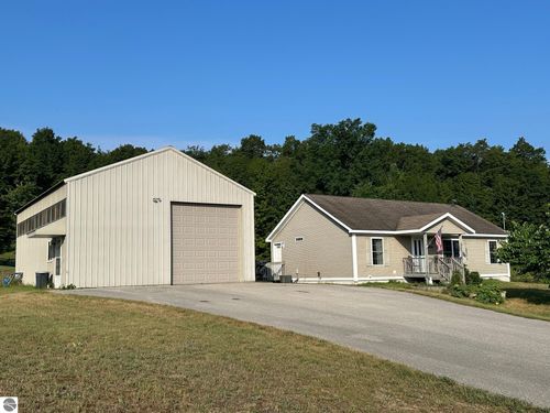 11026 E Pobuda Rd, Suttons Bay, MI, 49682-9716 | Card Image