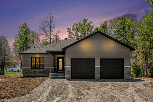 16998 Chevrier St, Monkland, ON, K0C1V0 | Card Image