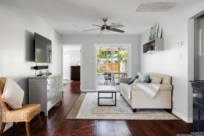 5214 Valley Oak Dr, House other with 3 bedrooms, 3 bathrooms and null parking in Austin TX | Image 10