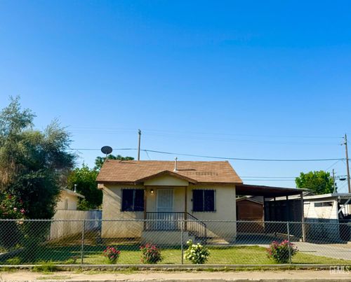 1065 12th St, Wasco, CA, 93280-2319 | Card Image