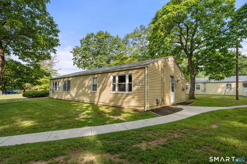 1-1 Patty Lane, Windsor Locks, CT, 06096 | Card Image