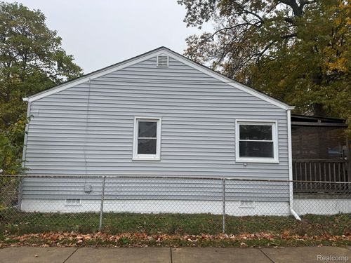 26475 Lorenz St, Madison Heights, MI, 48071-3755 | Card Image