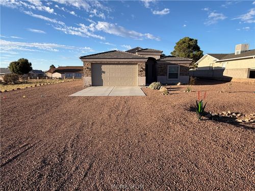 7779 E Sugarloaf St, Kingman, AZ, 86401-8164 | Card Image
