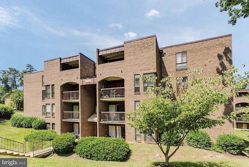 135-11232 Chestnut Grove Sq, RESTON, VA, 20190-5135 | Card Image