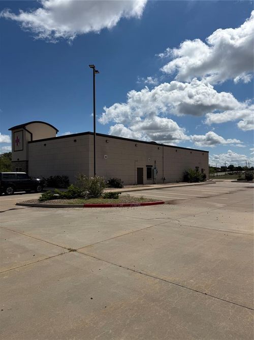 1315 Chisholm Trail Pkwy, Duncan, OK, 73533-1544 | Card Image