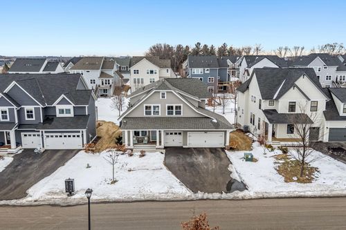 9966 Arrowwood Trl, Woodbury, MN, 55129-7537 | Card Image