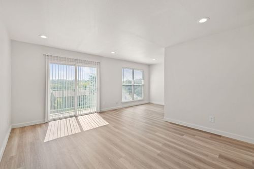 apt-220-3819 Southway Dr, Austin, TX, 78704-6849 | Card Image