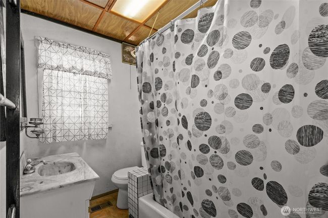 3626 E J St, House other with 2 bedrooms, 2 bathrooms and 2 parking in Tacoma WA | Image 12
