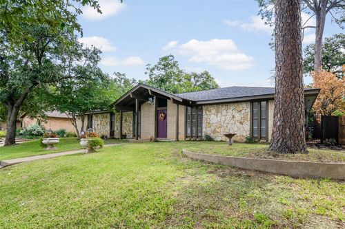 229 Brookview Dr, Hurst, TX, 76054-3611 | Card Image