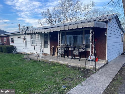 6 N Water St, MC VEYTOWN, PA, 17051 | Card Image