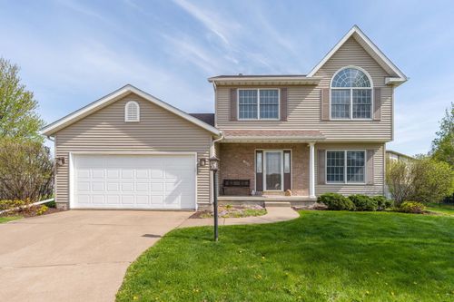 702 N Meadows Ct, Davenport, IA, 52806-2382 | Card Image