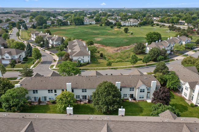 905 Huntington Dr, Townhouse with 2 bedrooms, 3 bathrooms and 2 parking in Elk Grove Village IL | Image 28