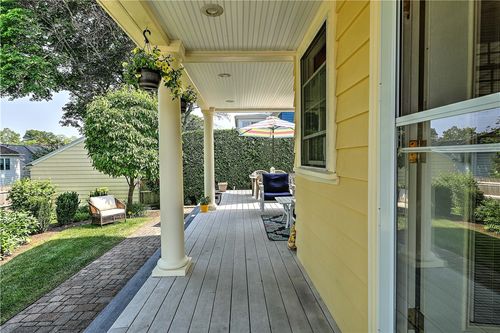 41 Stadium Rd, Providence, RI, 02906-3309 | Card Image