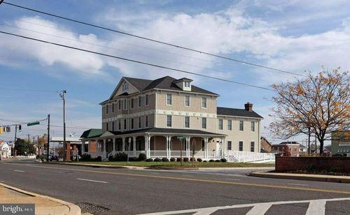 303 Charles St, LA PLATA, MD, 20646-3520 | Card Image