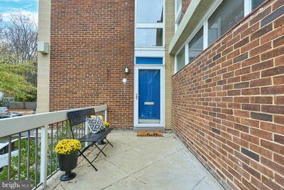 11534 Hickory Cluster, Townhouse with 3 bedrooms, 2 bathrooms and null parking in RESTON VA | Image 2