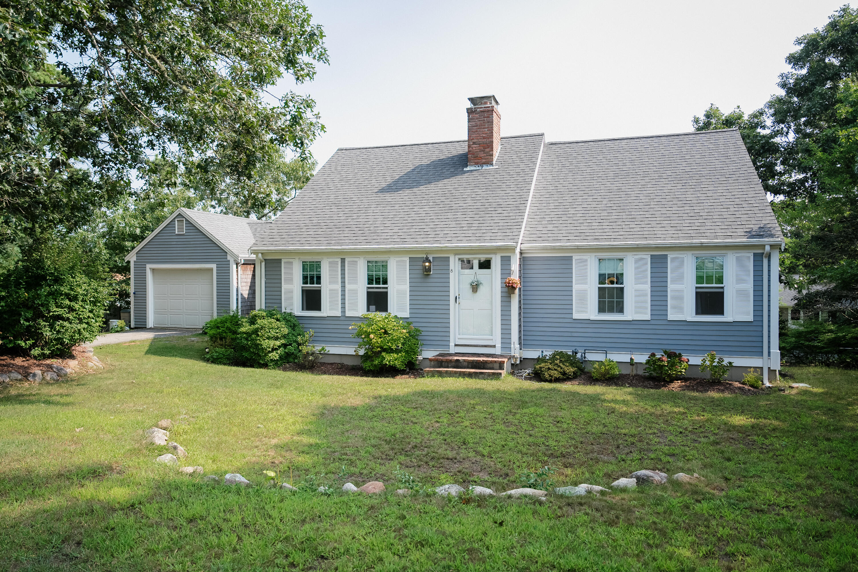Richard Rd, Yarmouth Port, MA 02675