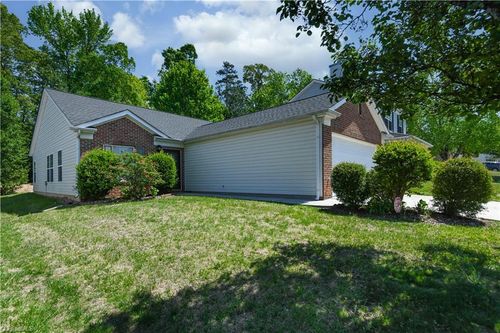 4704 Sedgelane Drive, Greensboro, NC, 27407 | Card Image
