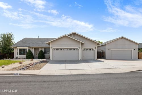 2410 Albatross Way, Sparks, NV, 89441-5879 | Card Image