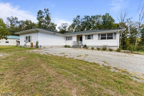 1243 State Rt 23, Sussex, NJ, 07461-3606 | Card Image