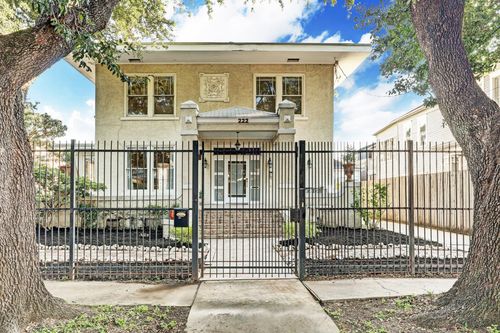 222 Marshall St, Houston, TX, 77006-4591 | Card Image