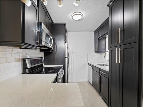 a106-633 S Royal Poinciana Blvd, Miami Springs, FL, 33166-7281 | Card Image