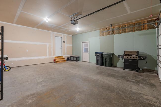 31-Garage.jpg | Image 30