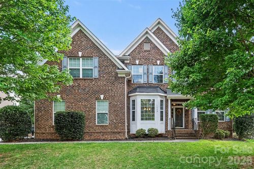 1008 Hawker Rd, Matthews, NC, 28104-8091 | Card Image