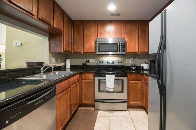 APT-203 - 1440 Nw 3 Rd Pl, Condo with 2 bedrooms, 2 bathrooms and null parking in GAINESVILLE FL | Image 9