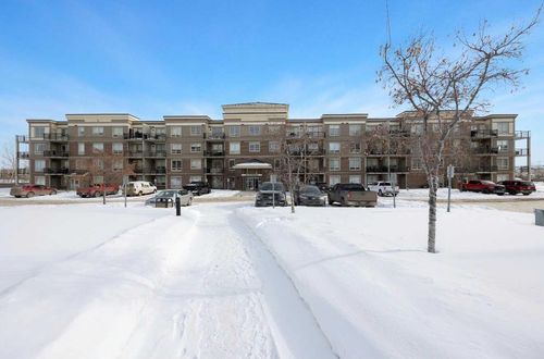 113-136B Sandpiper Rd, Fort Mcmurray, AB, T9K0J7 | Card Image
