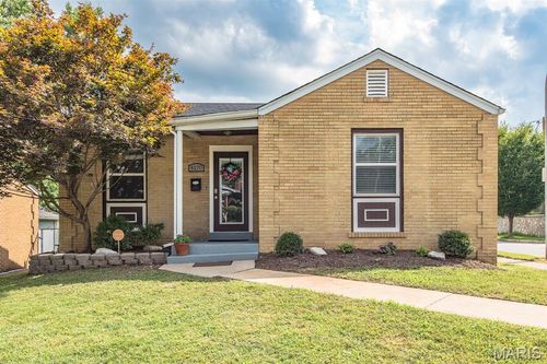 4170 Utah St, Saint Louis, MO, 63116-3827 | Card Image
