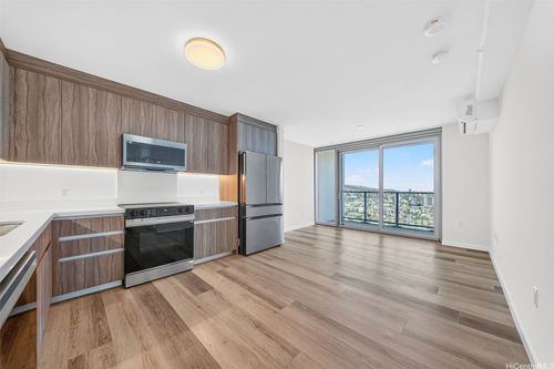3305r-1500 Rycroft St, Honolulu, HI, 96814 | Card Image