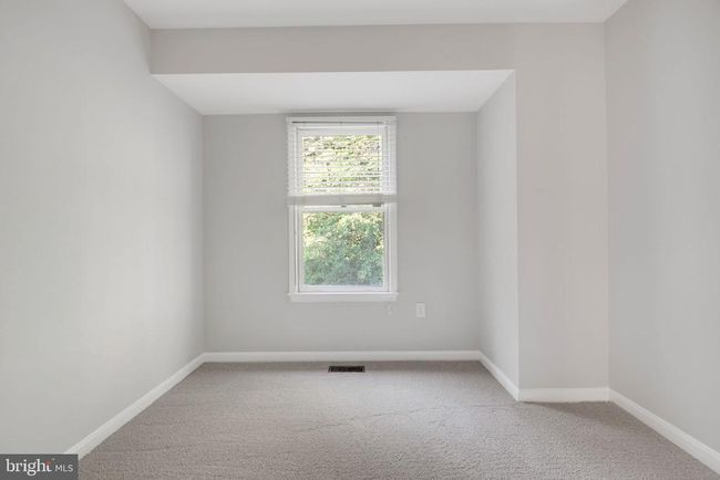 7267 Olde Lantern Way, Townhouse with 3 bedrooms, 4 bathrooms and null parking in SPRINGFIELD VA | Image 34