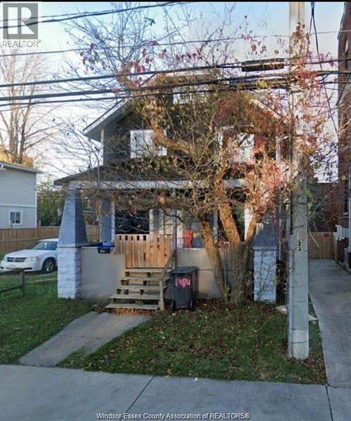 {{alt}} | Card Image