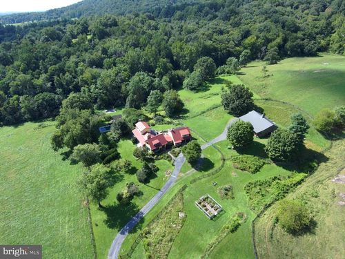 1983 Misty Meadows Ln, MARKHAM, VA, 22643-1859 | Card Image