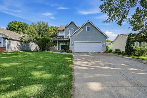 456 Bluestem Trl, Dakota Dunes, SD, 57049-5210 | Card Image