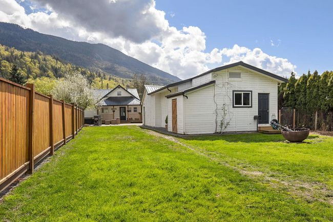 42739 Yarrow Central Road, House other with 3 bedrooms, 1 bathrooms and 6 parking in Yarrow BC | Image 29