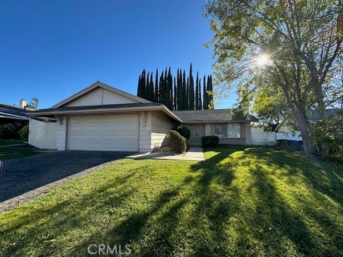 528 Shenandoah St, Thousand Oaks, CA, 91360-1528 | Card Image