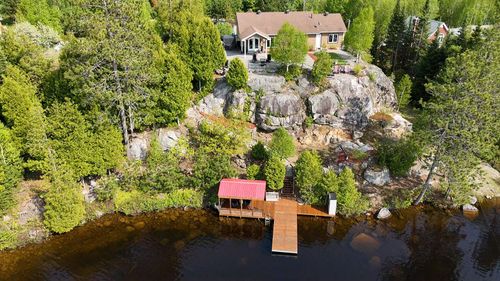 45 Ch De La Pointe-Aux-Cèdres, Kipawa, QC, J0Z2H0 | Card Image