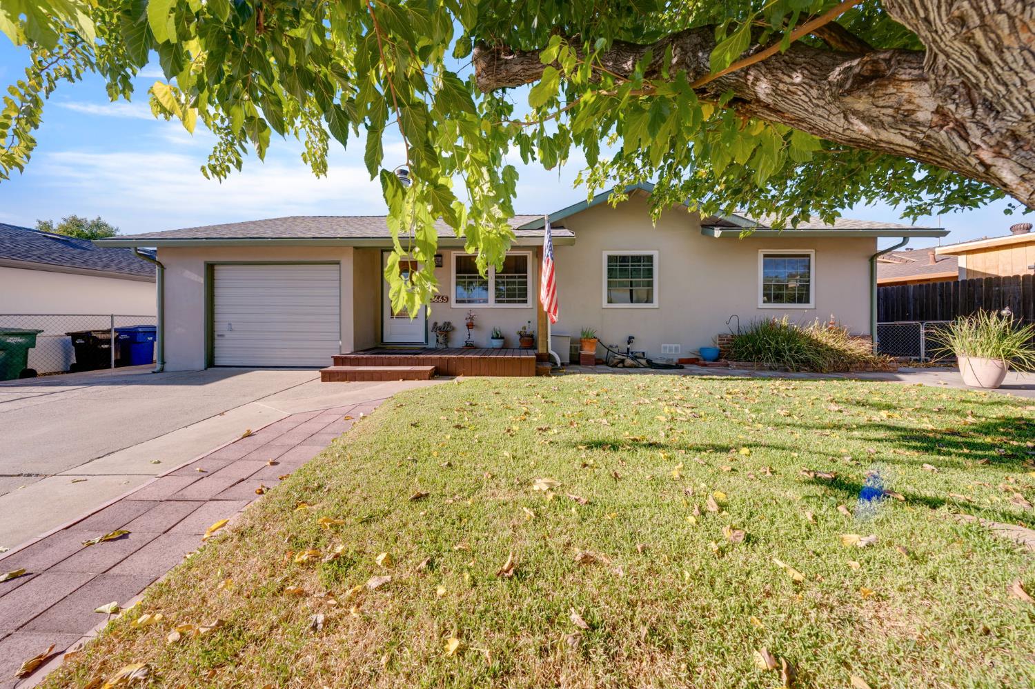 Residential in North Highlands