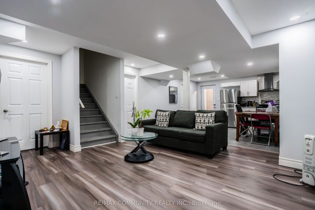 10 Hornchurch St, House other with 6 bedrooms, 5 bathrooms and 2 parking in Whitby ON | Image 40