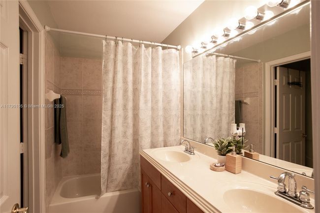 5067 Sw 162 Nd Ave, House other with 4 bedrooms, 3 bathrooms and null parking in Miramar FL | Image 19