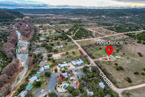 1189 County Road 350, ConCan, TX, 78838-3868 | Card Image