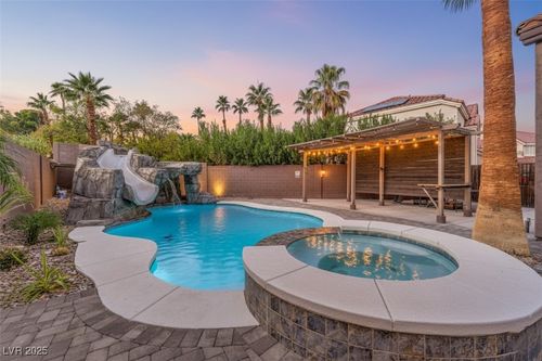 7621 Hackensack Ct, Las Vegas, NV, 89128-7265 | Card Image