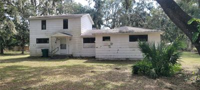 242 Oak Hill Road, House other with 3 bedrooms, 1 bathrooms and null parking in Lady Lake FL | Image 1