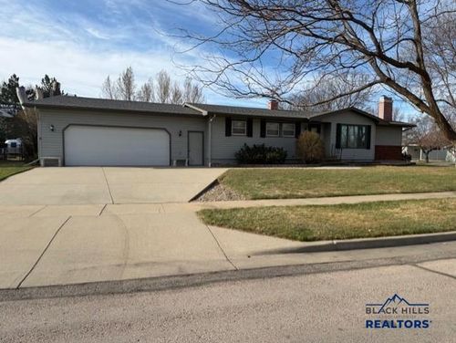 2115 Jane Dr, Rapid City, SD, 57702 | Card Image
