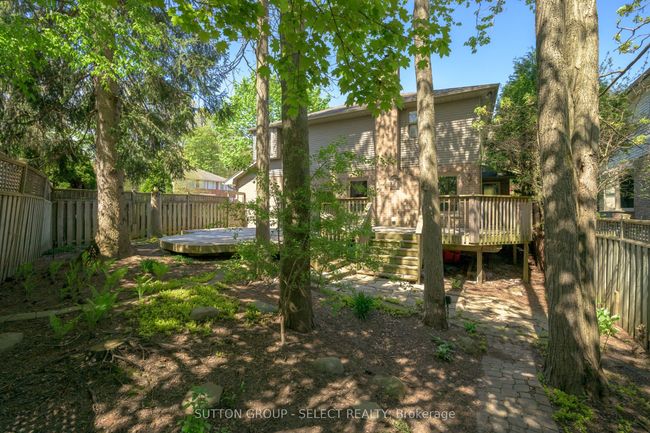 59 Heathdale Crt, House other with 4 bedrooms, 3 bathrooms and 3 parking in London ON | Image 31