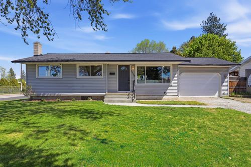 5828 N Birch Pl, Spokane, WA, 99205-6706 | Card Image