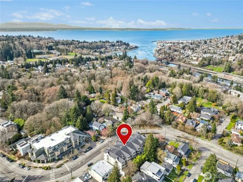 comm-1-3121 W Government Way, Seattle, WA, 98199-1402 | Card Image
