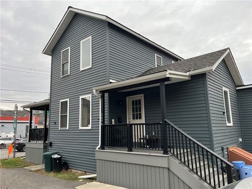 209 N Meadow St, Ithaca, NY, 14850-4026 | Card Image